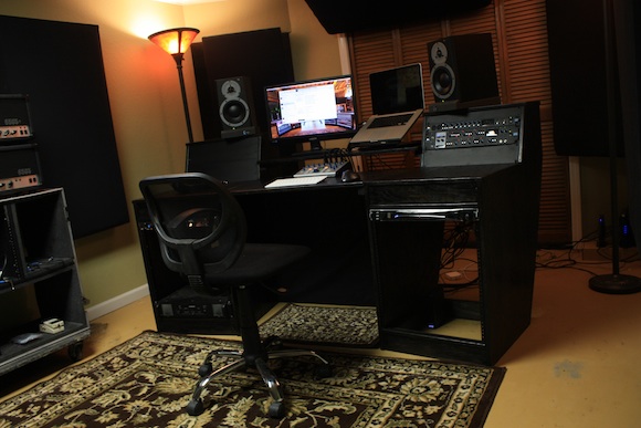bàn phòng thu âm