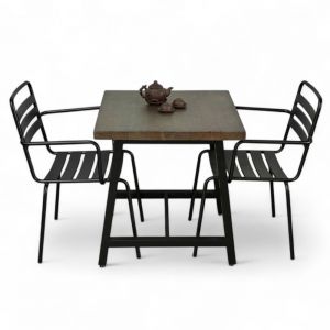 Combo bàn ngoài trời gỗ thông và 2 ghế sắt CBNT006