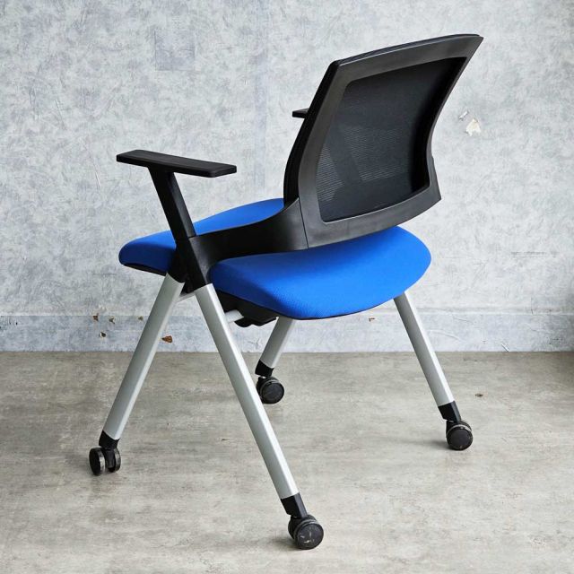 Ghế xếp văn phòng lưng lưới, nệm xanh, có bánh xe - GXVP68010