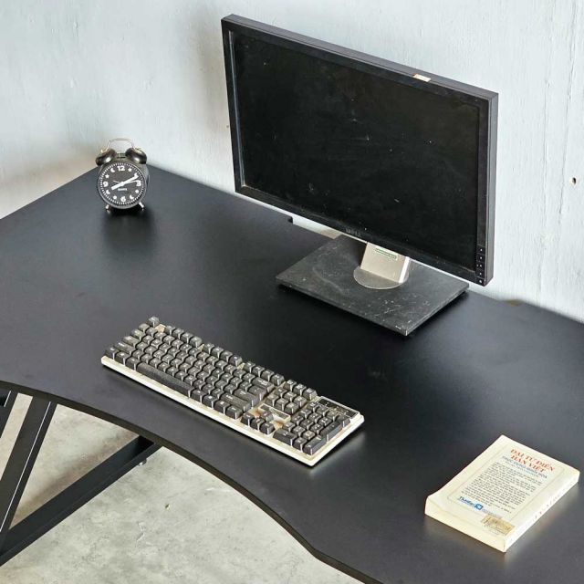 Bàn Gaming 140x70cm gỗ cao su chân chữ X GD68089