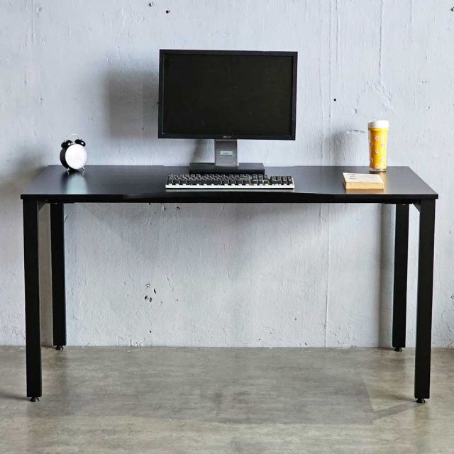 Bàn Gaming 140x70cm gỗ cao su chân chữ U GD68090