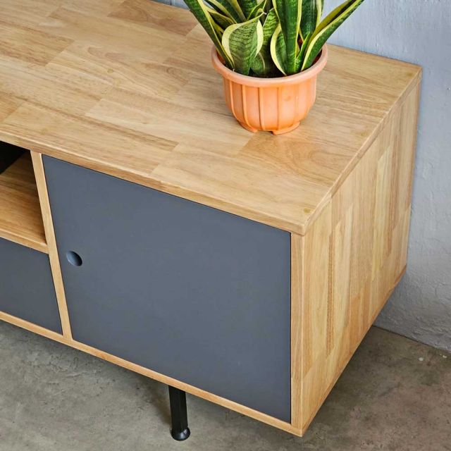 Kệ tivi phòng khách gỗ cao su 180x40x53cm KTV68053
