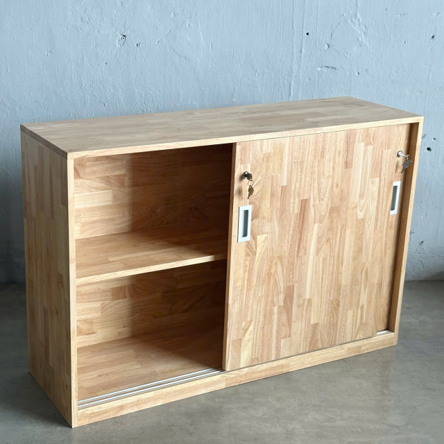 Tủ trang trí cửa lùa 120x37x80cm gỗ cao su KTB68177
