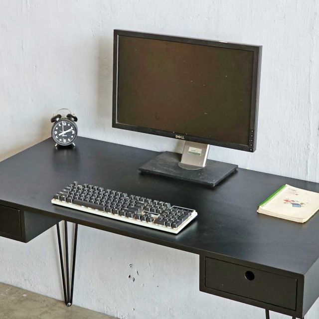 Bàn làm việc có ngăn kéo 120x60cm gỗ cao su BD68124
