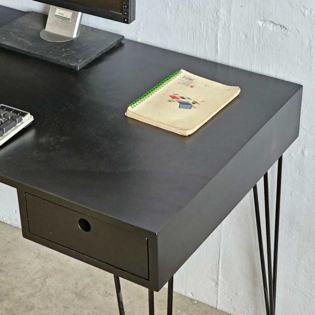 Bàn làm việc có ngăn kéo 120x60cm gỗ cao su BD68124
