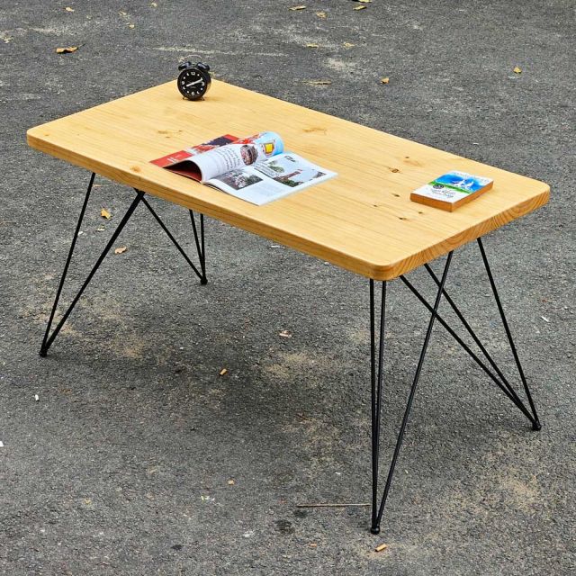 Bàn làm việc 140x70cm gỗ thông dày 4cm chân sắt phi SPD68166
