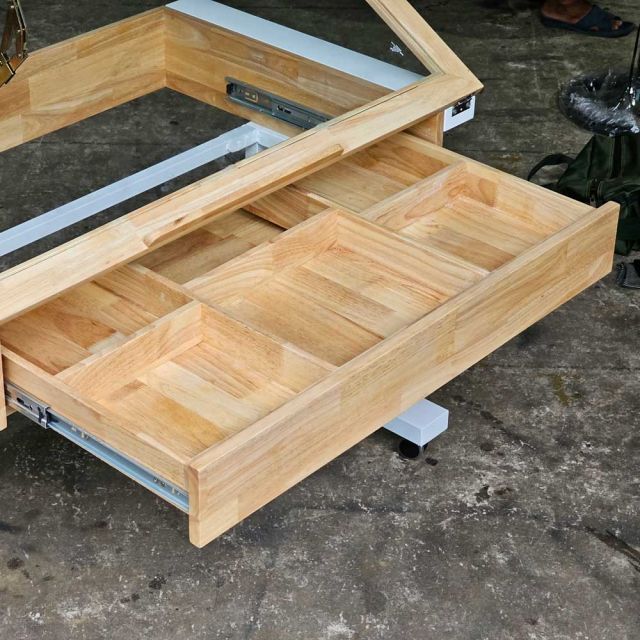 Bàn vẽ kiến trúc di động 110x65cm gỗ cao su DD68011