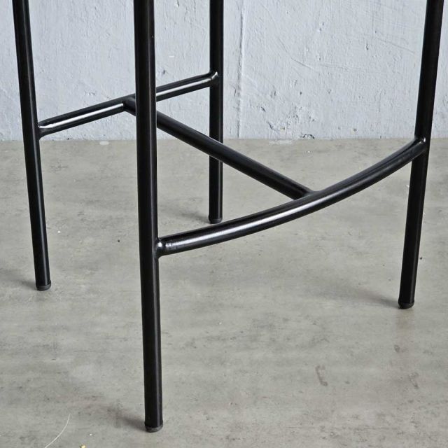 Ghế bar bọc vải lông cừu chân sắt GCF222