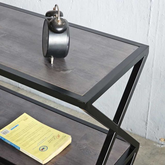 Kệ 3 tầng khung sắt gỗ cao su KS68124