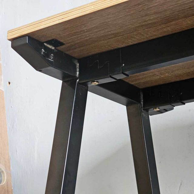Bàn nhân viên 140x60cm gỗ Plywood hệ PLY chân lắp ráp HBPL003