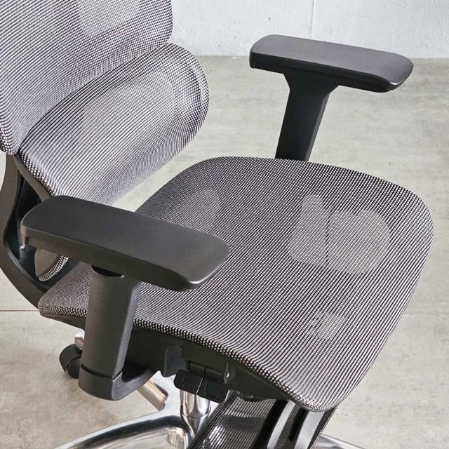 Ghế lưới công thái học có gác chân HOM1105F