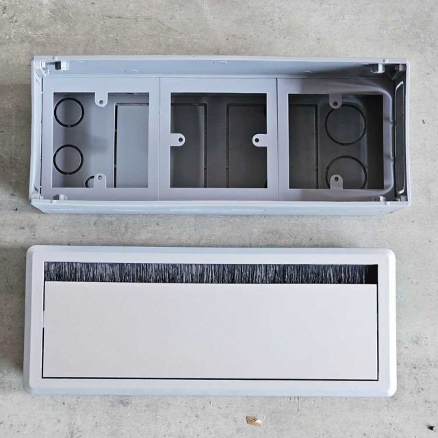 Hộp cắm điện âm bàn nắp nhôm OEDH003A