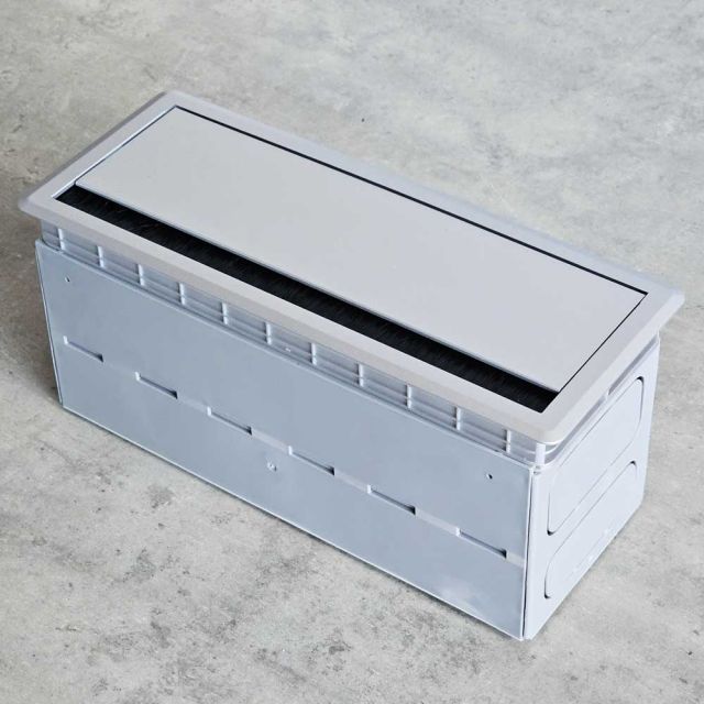 Hộp cắm điện âm bàn nắp nhôm OEDH003A