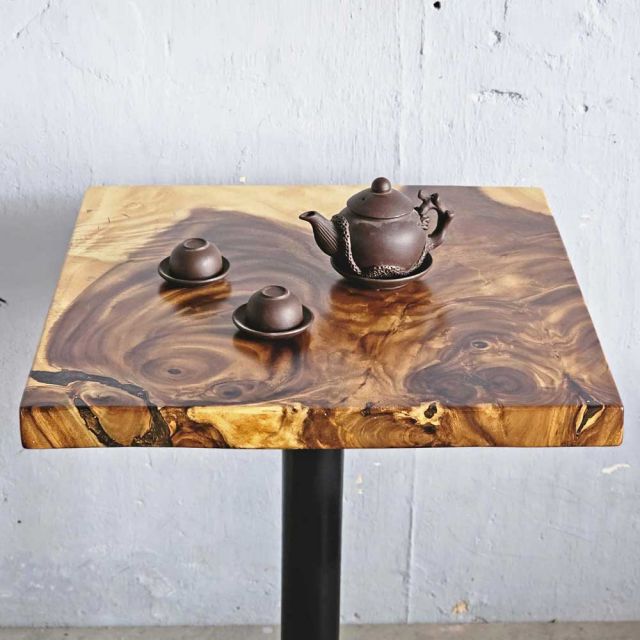 Bàn cafe vuông 60x60cm gỗ me tây chân đúc nghệ thuật CFD68234