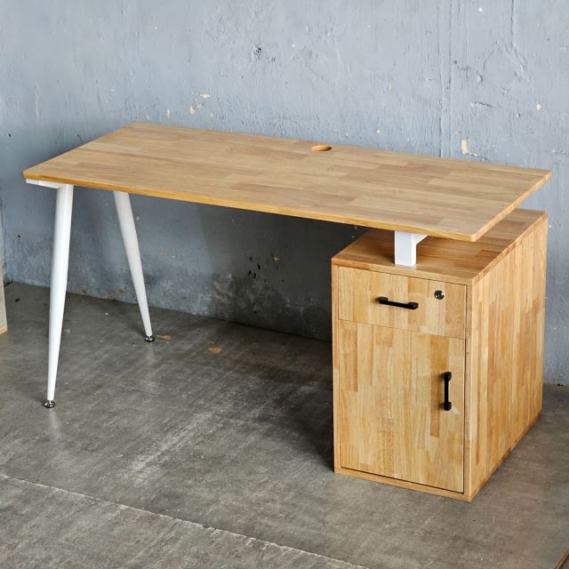 Bàn làm việc gác tủ 140x60cm gỗ cao su hệ CONE HBCO066