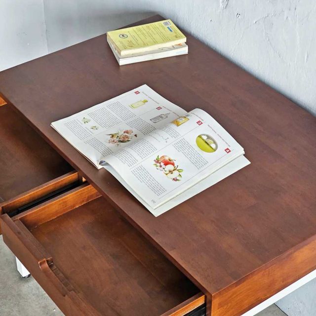 Bàn làm việc có ngăn kéo 100x60cm gỗ cao su BD68134