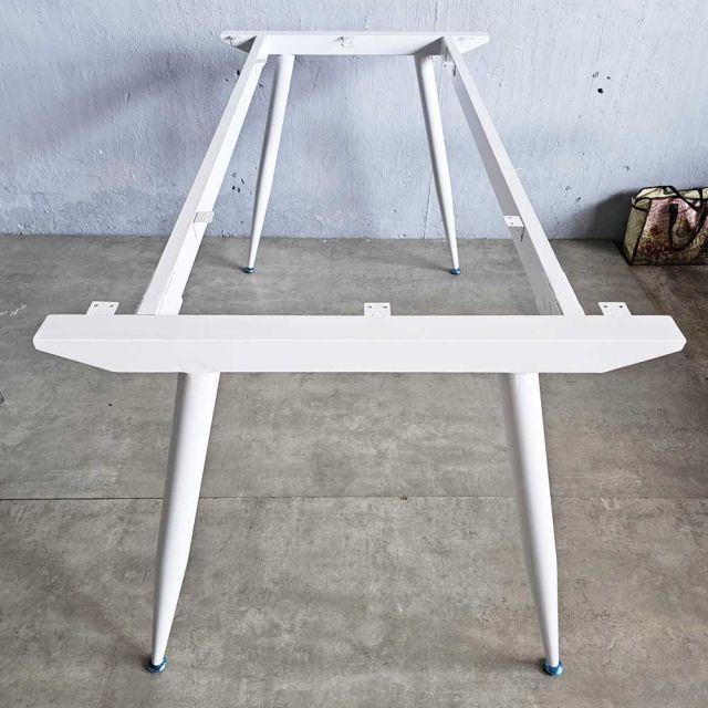 Chân sắt lắp ráp cho bàn 140x70cm hệ CONE sơn tĩnh điện HCCO005