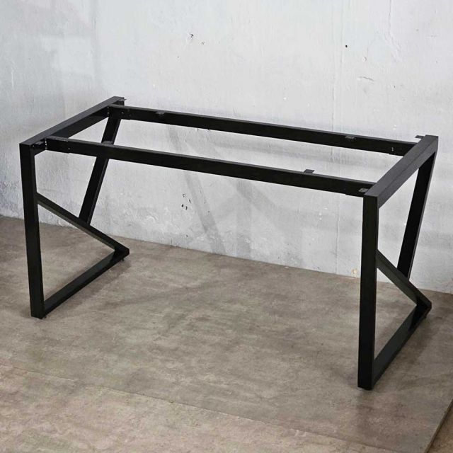 Chân bàn sắt hệ KConcept 140x70 lắp ráp HCKC005