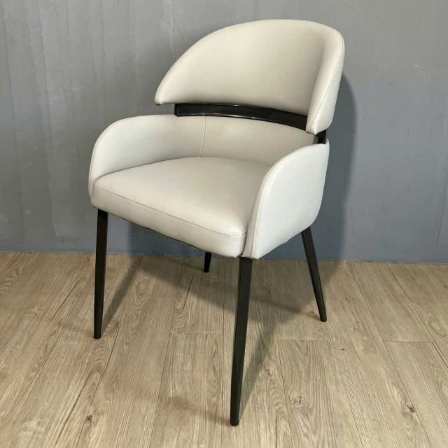 Ghế nệm bọc da silicon chân sắt GAK193