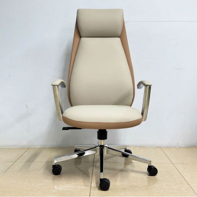 Ghế Giám Đốc màu nâu kem tựa đầu lưng cao GSP-6809