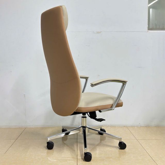 Ghế Giám Đốc màu nâu kem tựa đầu lưng cao GSP-6809