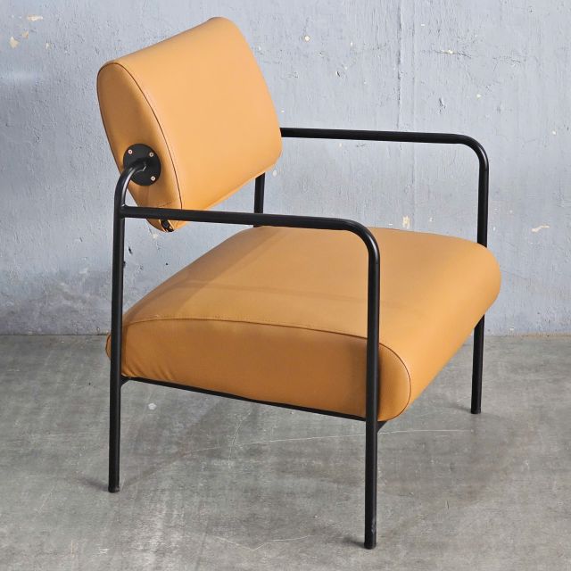 Ghế sofa đơn bọc da simili khung sắt GSD68099