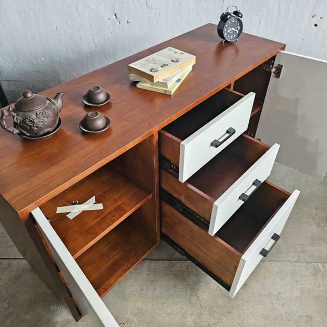 Tủ hồ sơ di động gỗ tự nhiên TCN68028
