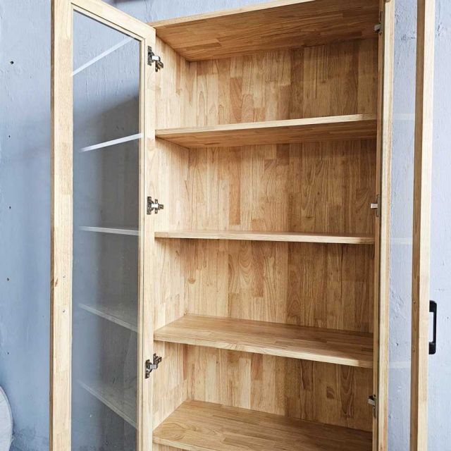 Tủ kính phòng khách 80x35x195cm gỗ cao su KTB68201