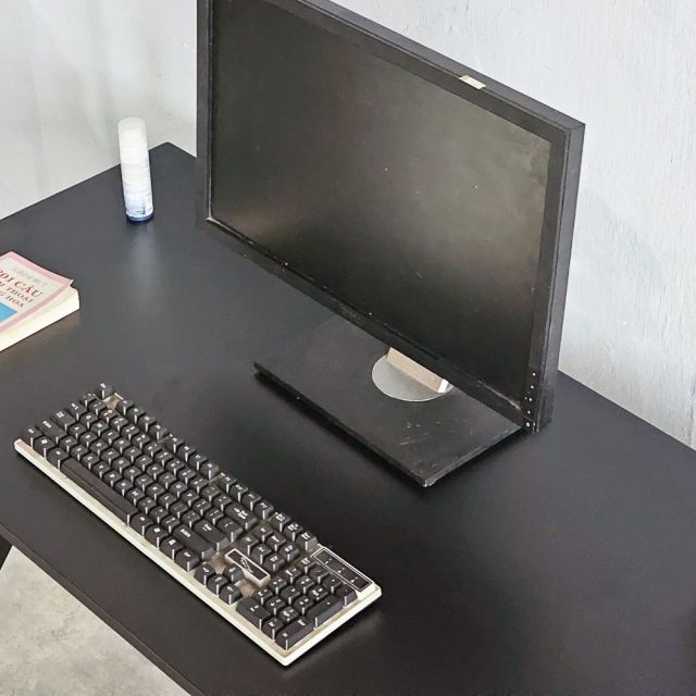 Bàn Gaming 120x60cm gỗ cao su chân sắt chữ Y GD68095