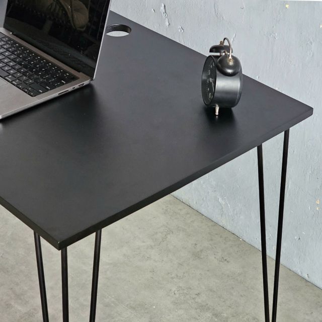 Bàn làm việc 100x60cm gỗ cao su chân Hairpin SPD68231