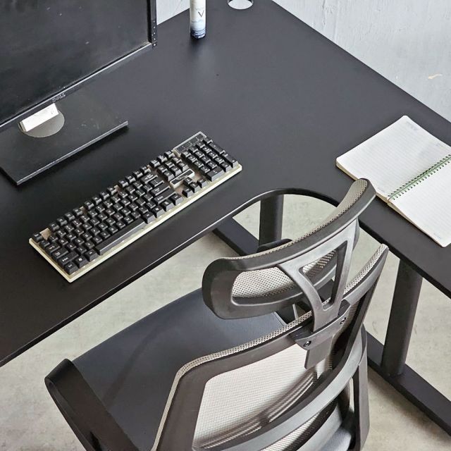 Bàn làm việc chữ L 120x100cm gỗ cao su hệ TIO HBTO025