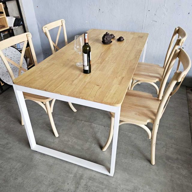 Combo bàn ăn 160x80cm và 4 ghế ăn Bistro BBA175