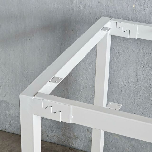 Chân bàn sắt hệ UConcept 120x60 lắp ráp