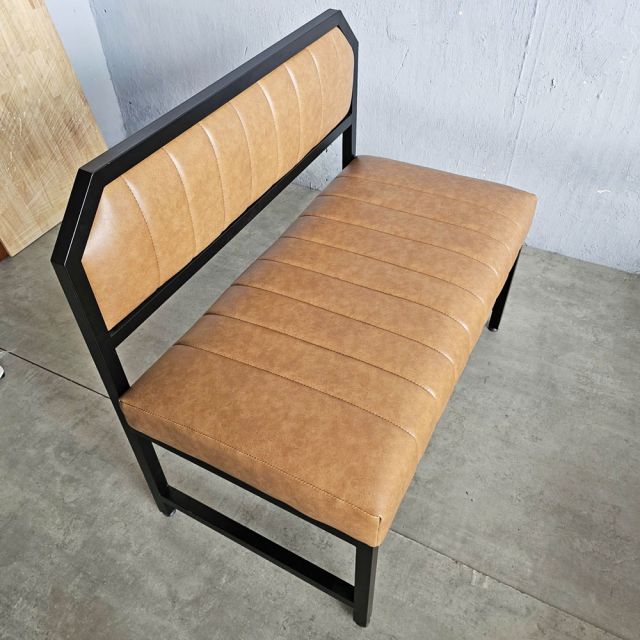Ghế băng bọc nệm 100x55x87cm khung sắt GBD045