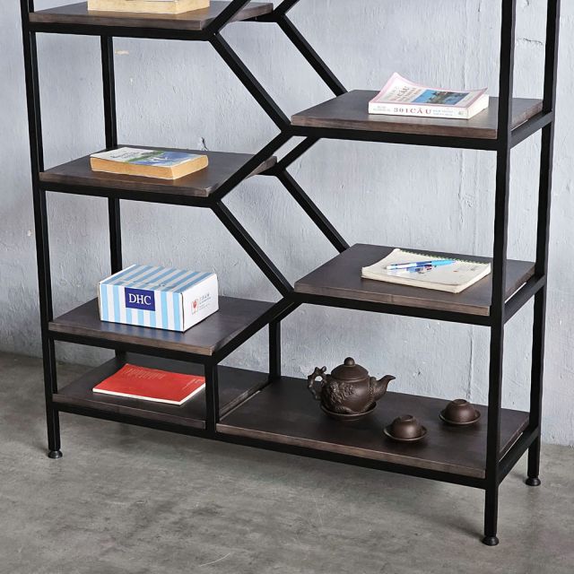 Kệ sách trang trí BEE-SHELF khung sắt gỗ cao su KTB68049