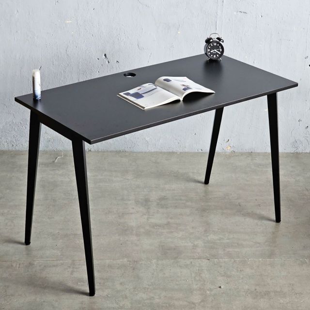 Bàn làm việc 120x60cm gỗ cao su hệ Tứ Giác HBDI002