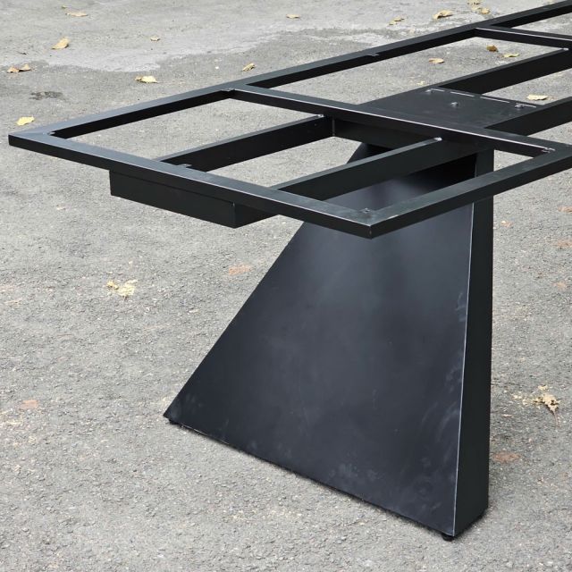 Chân bàn ăn sơn tĩnh điện CHBBA031