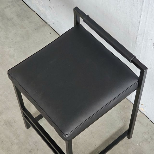 Ghế cafe bọc nệm chân sắt GCF228