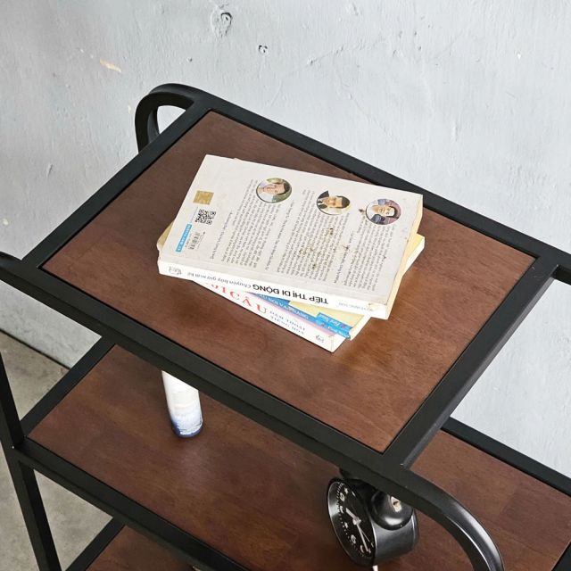 Kệ trang trí khung sắt 60x30x120cm gỗ cao su KTB68202