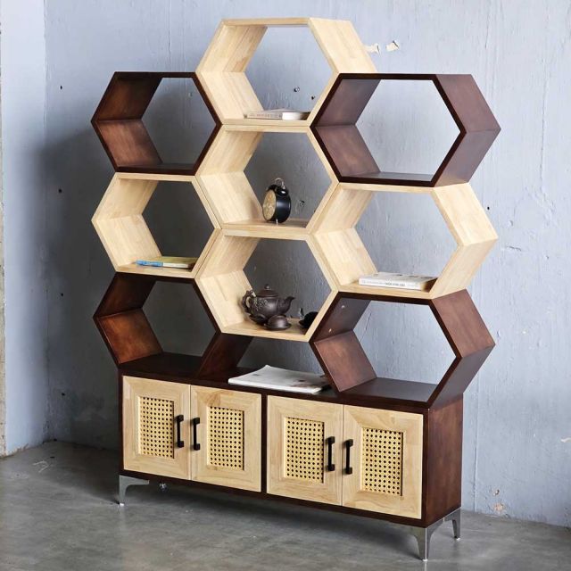 Kệ tổ ong có ngăn tủ 130x25x147cm gỗ cao su KS68282