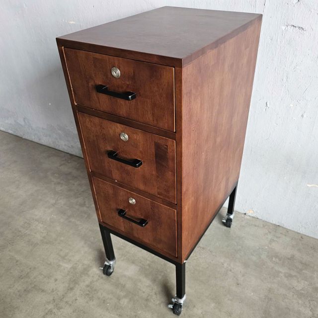 Tủ cá nhân di động 35x50x90cm gỗ cao su TCN68056