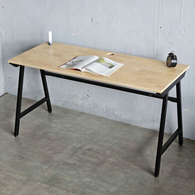 Bàn làm việc 140x60cm gỗ plywood vân Cut Trunk SPD68235