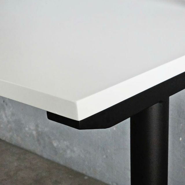Bàn làm việc 200x70cm gỗ tràm chân sắt hệ TIO HBTO026