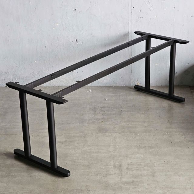 Chân sắt lắp ráp cho bàn 200x70cm hệ TIO HCTO012