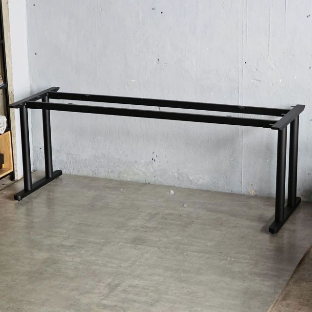Chân sắt lắp ráp cho bàn 200x70cm hệ TIO HCTO012