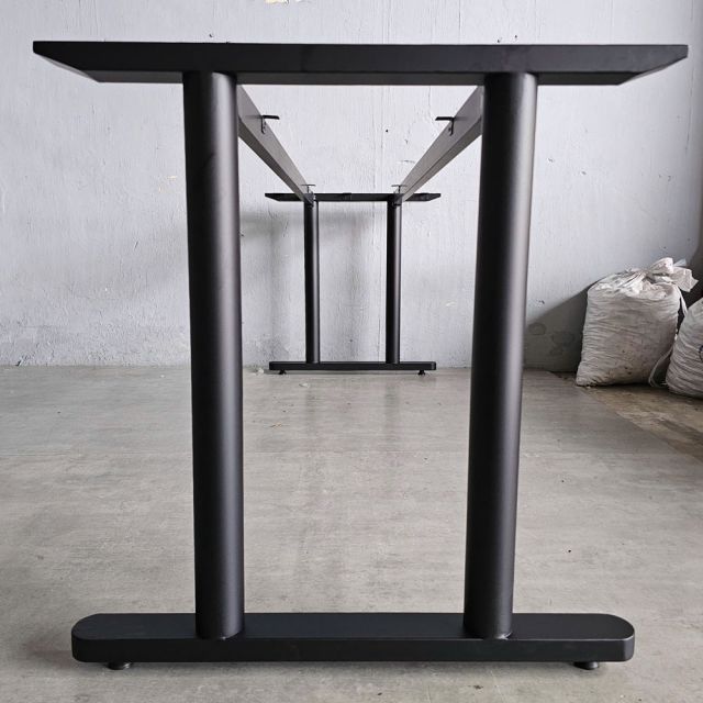 Chân sắt lắp ráp cho bàn 200x70cm hệ TIO HCTO012