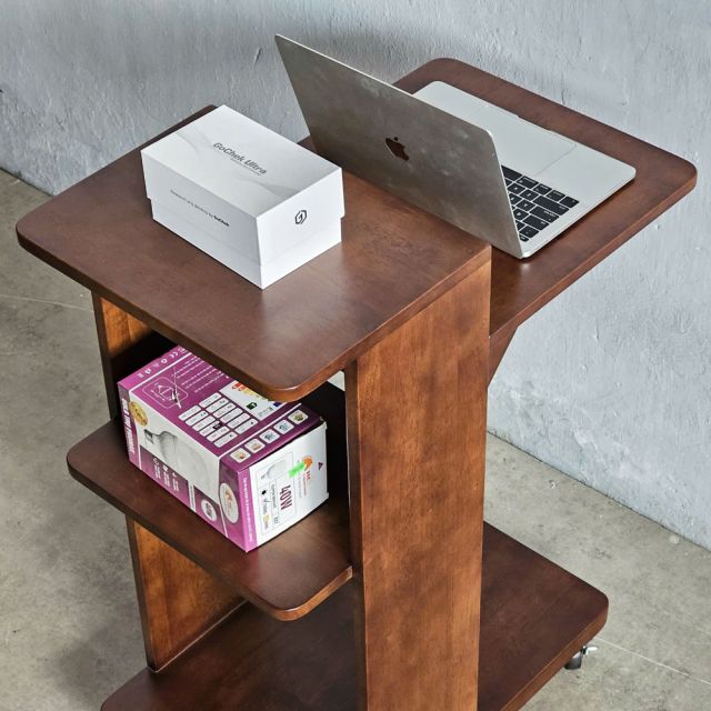 Kệ máy chiếu di động gỗ cao su KMI68005