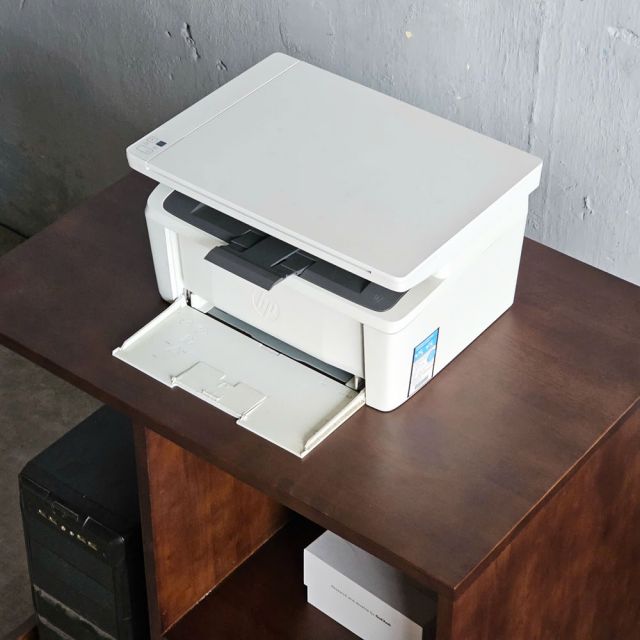 Kệ máy in kèm kệ CPU gỗ tự nhiên KMI68001