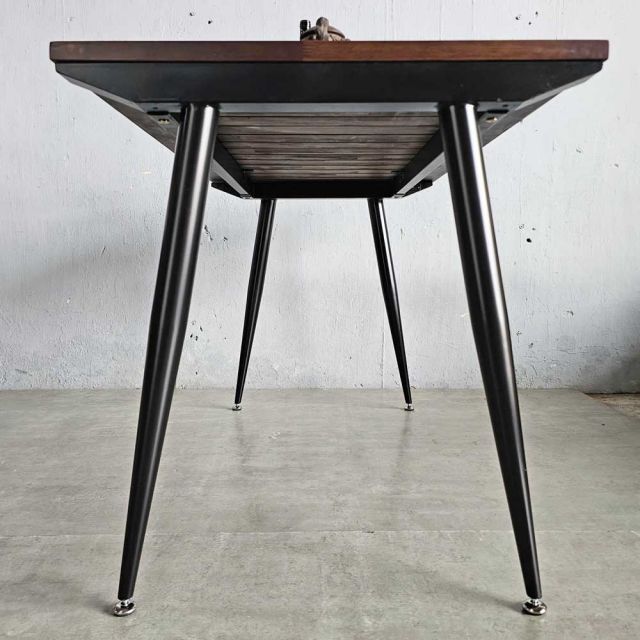 Bàn ăn ngoài trời 120x70cm gỗ tràm chân sắt CONE BA68216