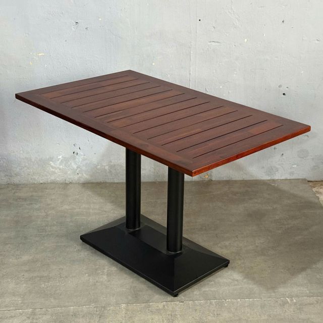 Bàn ăn ngoài trời 120x70cm gỗ tràm chân sắt BA68217